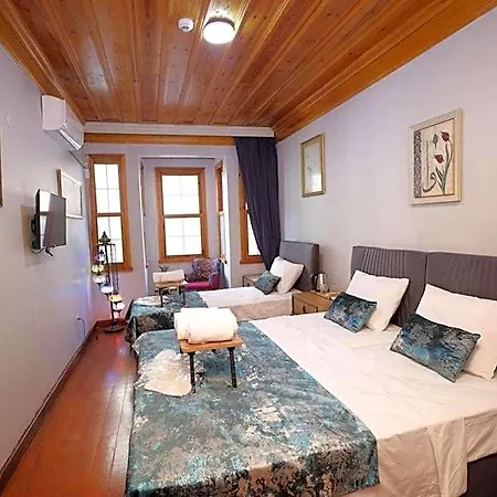 Hotel The Trip Anex 3*