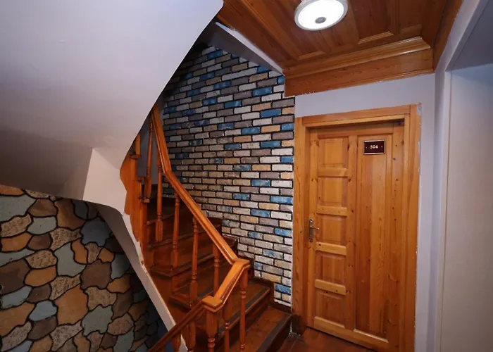 Hotel The Trip Anex 3*